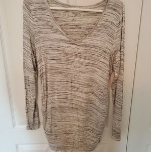 Maternity knit stretchy long sleeved top